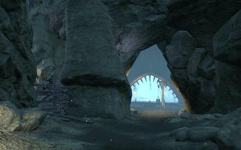 Файл:ON-place-Fissure Ruins 01.jpg