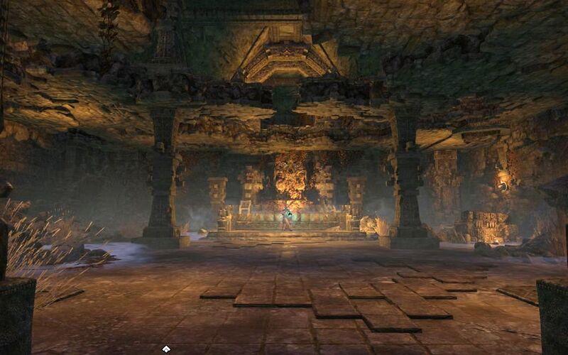 Файл:ON-interior-Vosgah Shrine 07.jpg