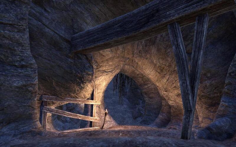 Файл:ON-quest-Cleft Rock Cave 01.jpg