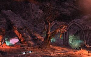 ON-interior-Ebon Crypt 03.jpg